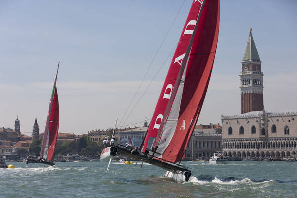 America’s Cup a Venezia: Luna Rossa si allena in laguna per gli AC World Series