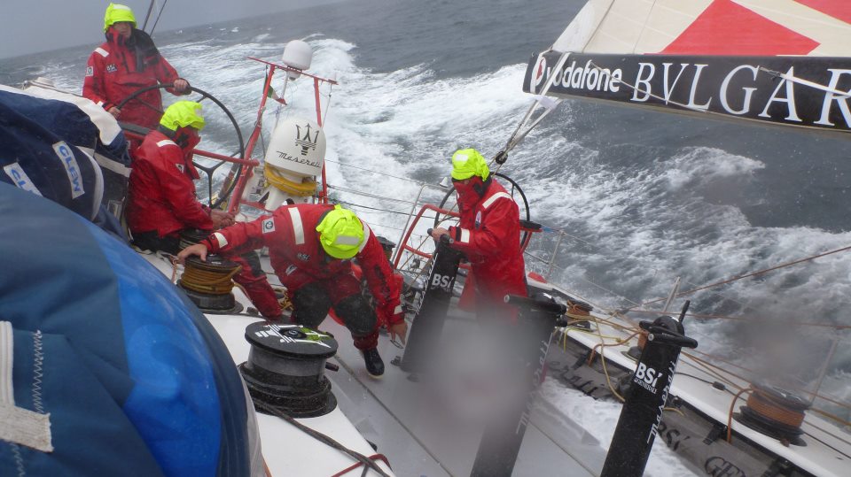 Maserati vola in Atlantico: 200 miglia di vantaggio sul record. Il video on board