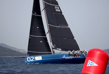 Azzurra vince il Mondiale Tp 52: prova d’autorità del Tp 52 italiano