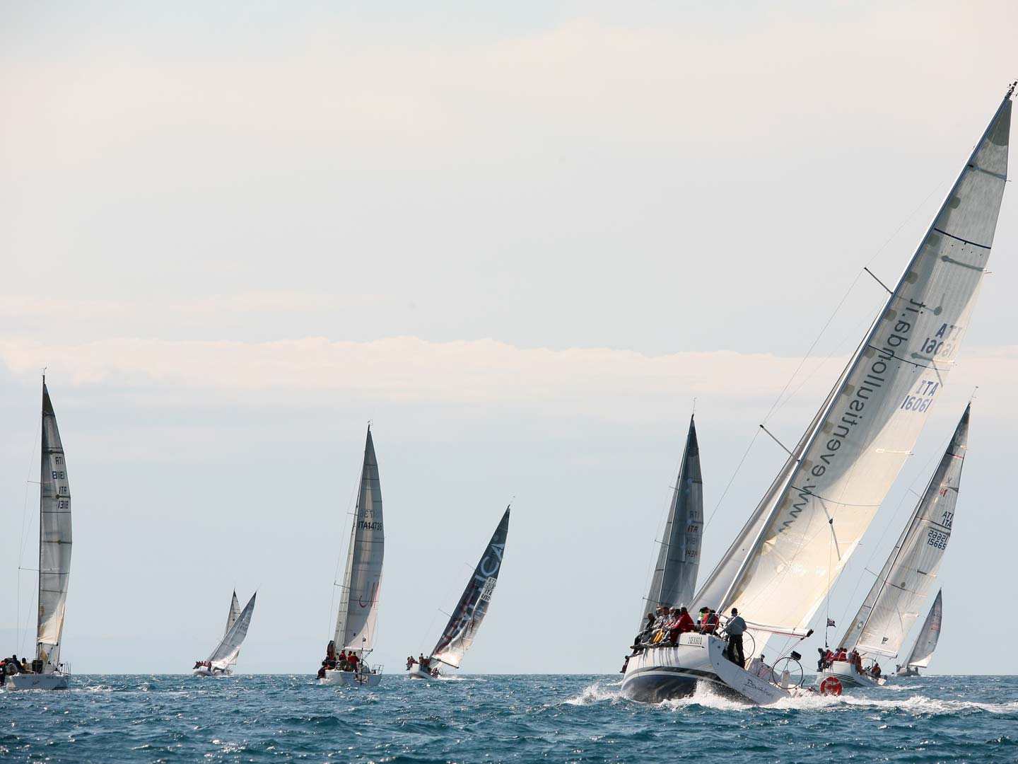 SPECIALE 151 MIGLIA: la vela d’altura parla toscano – segui il LIVE TRACKING