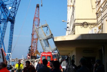 Tragedia al porto di Genova: nave si schianta sulla torre di controllo