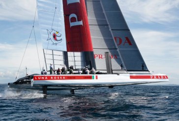Coppa America: Luna Rossa vola sui foil