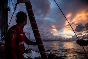 Volvo Ocean Race: chi sale e chi scende verso le calme equatoriali. VIDEO