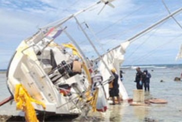 Misterioso naufragio: a Tonga trovata una barca con un cadavere e 200 chili di cocaina