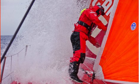Volvo Ocean Race: Puma dopo la “benzina oceanica” fa rotta su Tristan, Telefonica al comando a tutto gas