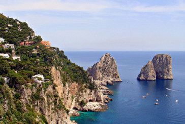 La partenza della Rolex Capri Sailing Week