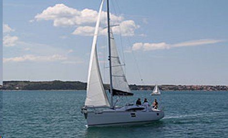 51° Saluone Nautico di Genova: novità in esposizione, Elan Impression 394