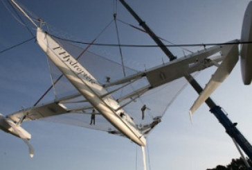Il trimarano volante Hydroptere diventa reale