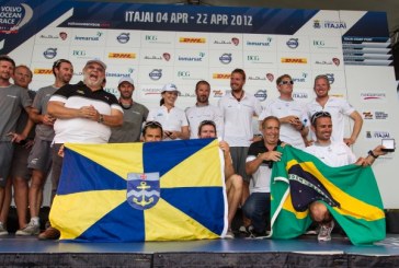 Volvo Ocean Race: Groupama terza a Itajai con l’armo di fortuna