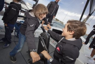 A bordo della mitica Azzurra: i ragazzi del Club Nautico Arzachena incontrano i campioni di Audi Azzurra Sailing Team