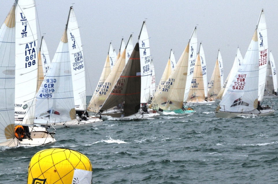 Un 2012 ricco di eventi per la flotta dei J24
