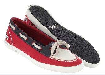 Lacoste lancia la nuova linea di scarpe donna ispirata alla riviera francese
