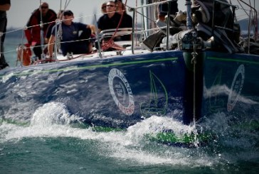 Volvo Ocean Racec 2011: l’Esprit d’Equipe vince la Legends Regatta sul filo di lana