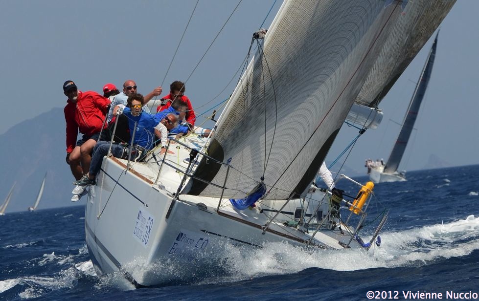 Eolian Sailing Week: regate a nervi tesi a Salina