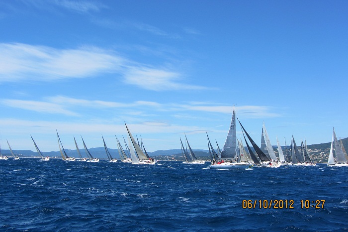 Speciale Giraglia Rolex Cup: vento e spettacolo per le 200 barche in gara – Le foto