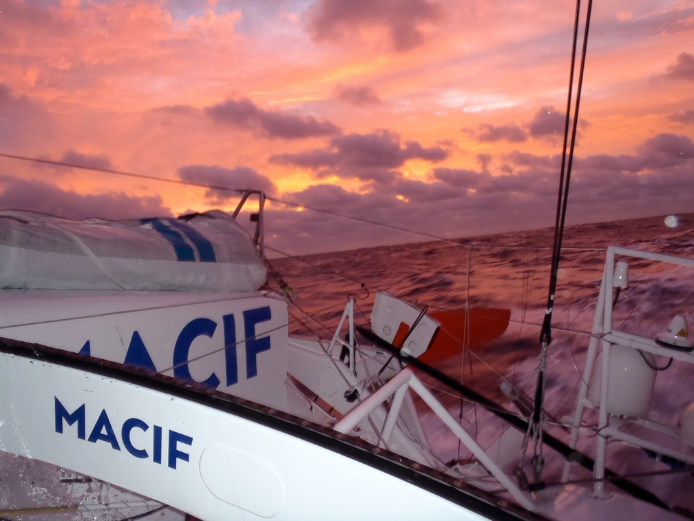 Vendee Globe: super Gabart, leadership e 545.3 miglia in 24h, è record. VIDEO on board