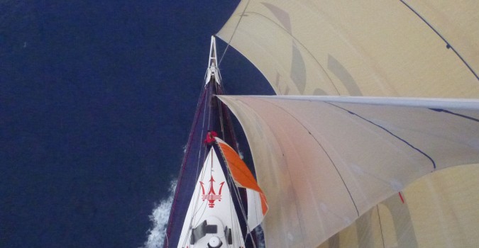 Maserati naviga nell’Aliseo del Pacifico VIDEO