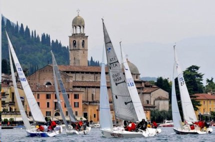 La Canottieri Garda festeggia i suoi 120 anni