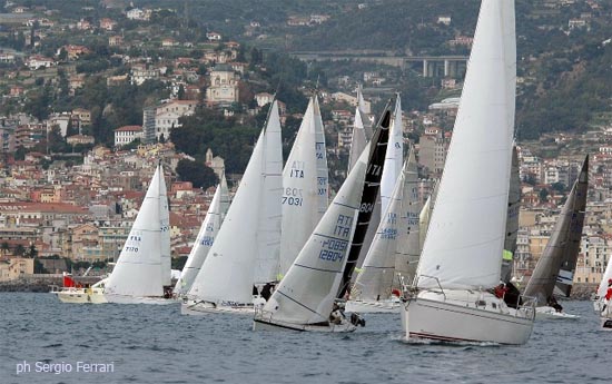 Invernale West Liguria: Flying Cloud guida la classifica dopo due regate